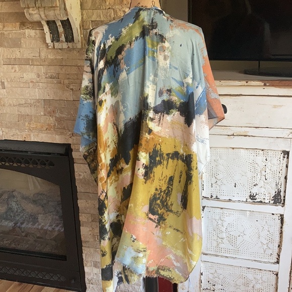 Riah Fashion blue distressed paint splatter open front layering kimono shawl - Picture 12 of 15